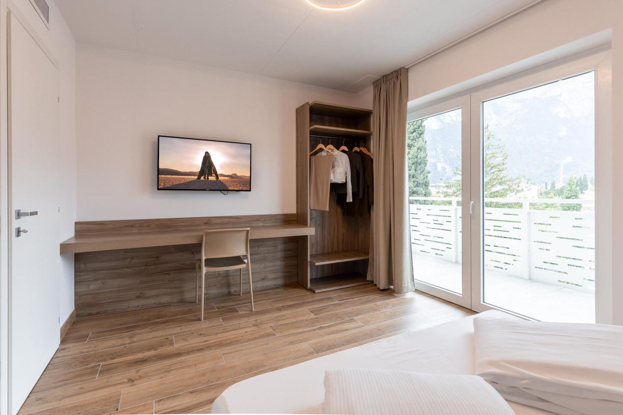 Lake Side Suites 加尔达湖滨 外观 照片